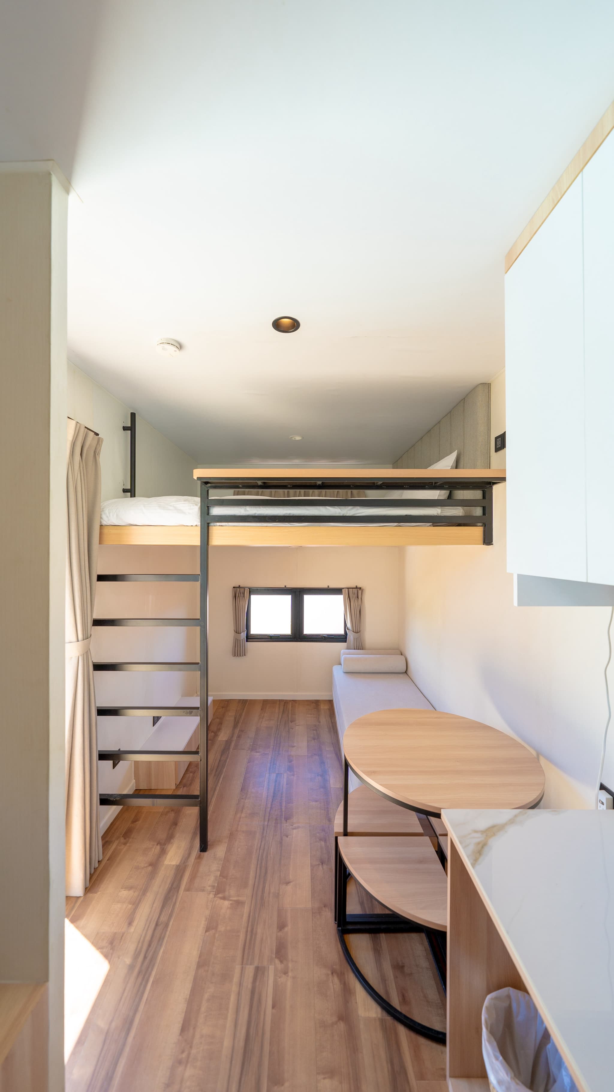 Annex room 1
