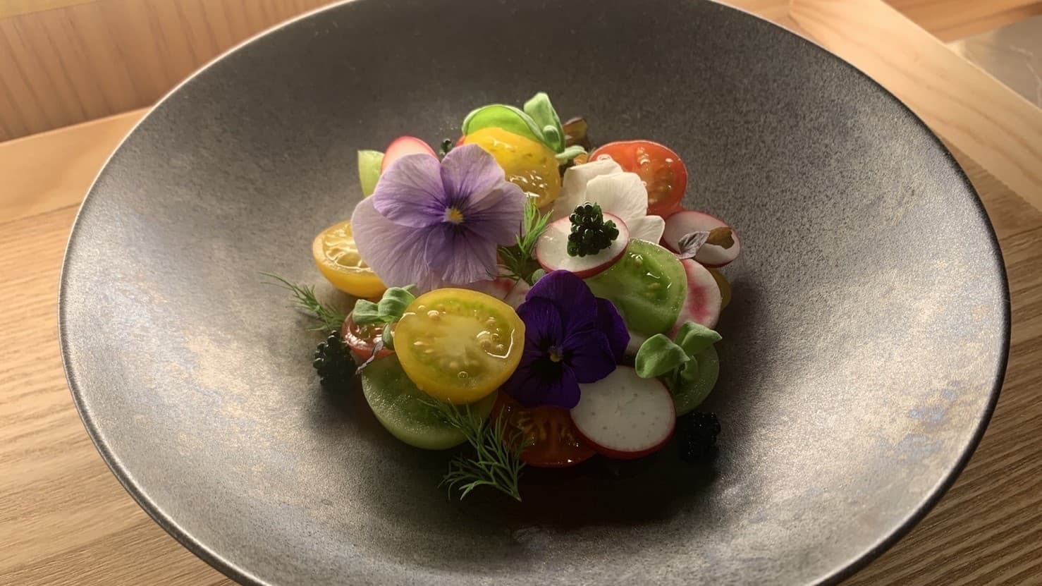 [Dinner/Course] Enjoy the seasonal flavors.