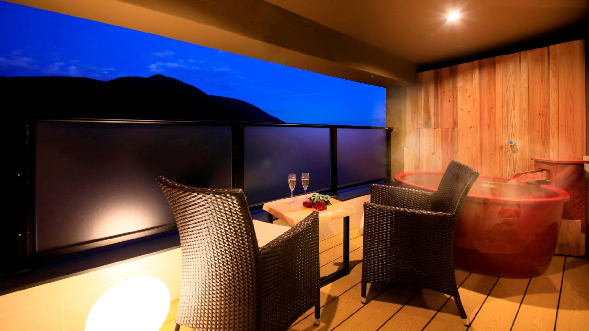 [Main building] Top floor / Japanese-style room with open-air bath King size bed (example)