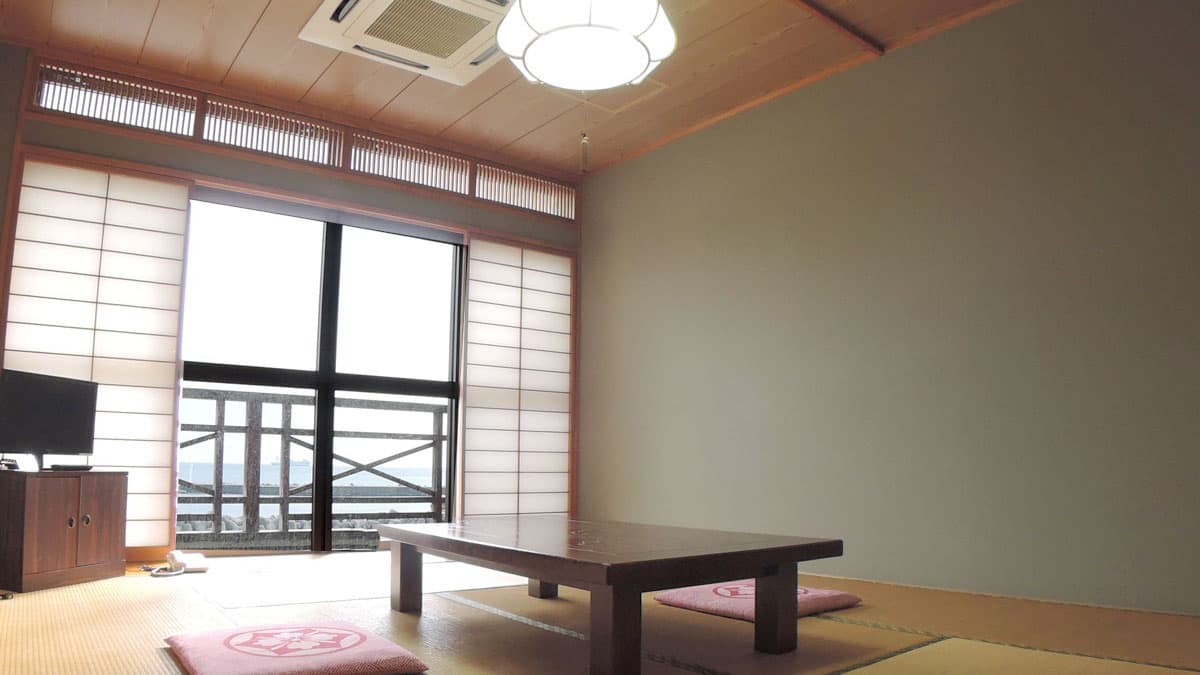 *Assigned Japanese-style room (9.5 tatami mats to 12 tatami mats) / Depending on the direction of the room, you can enjoy a panoramic view of the ocean!
