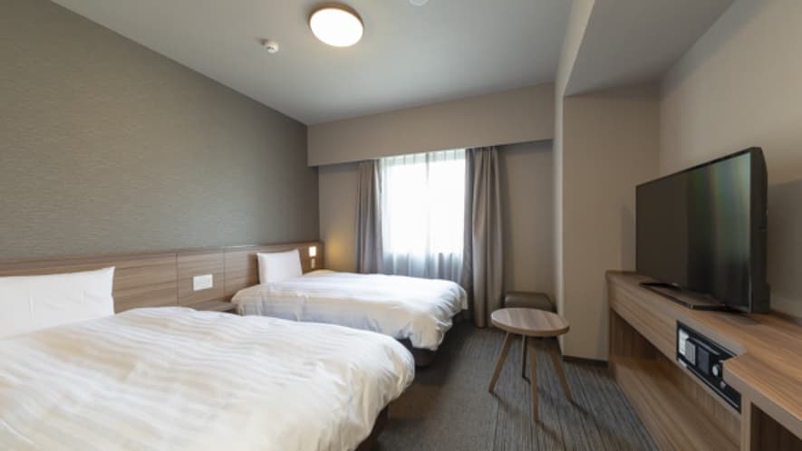 Twin room 