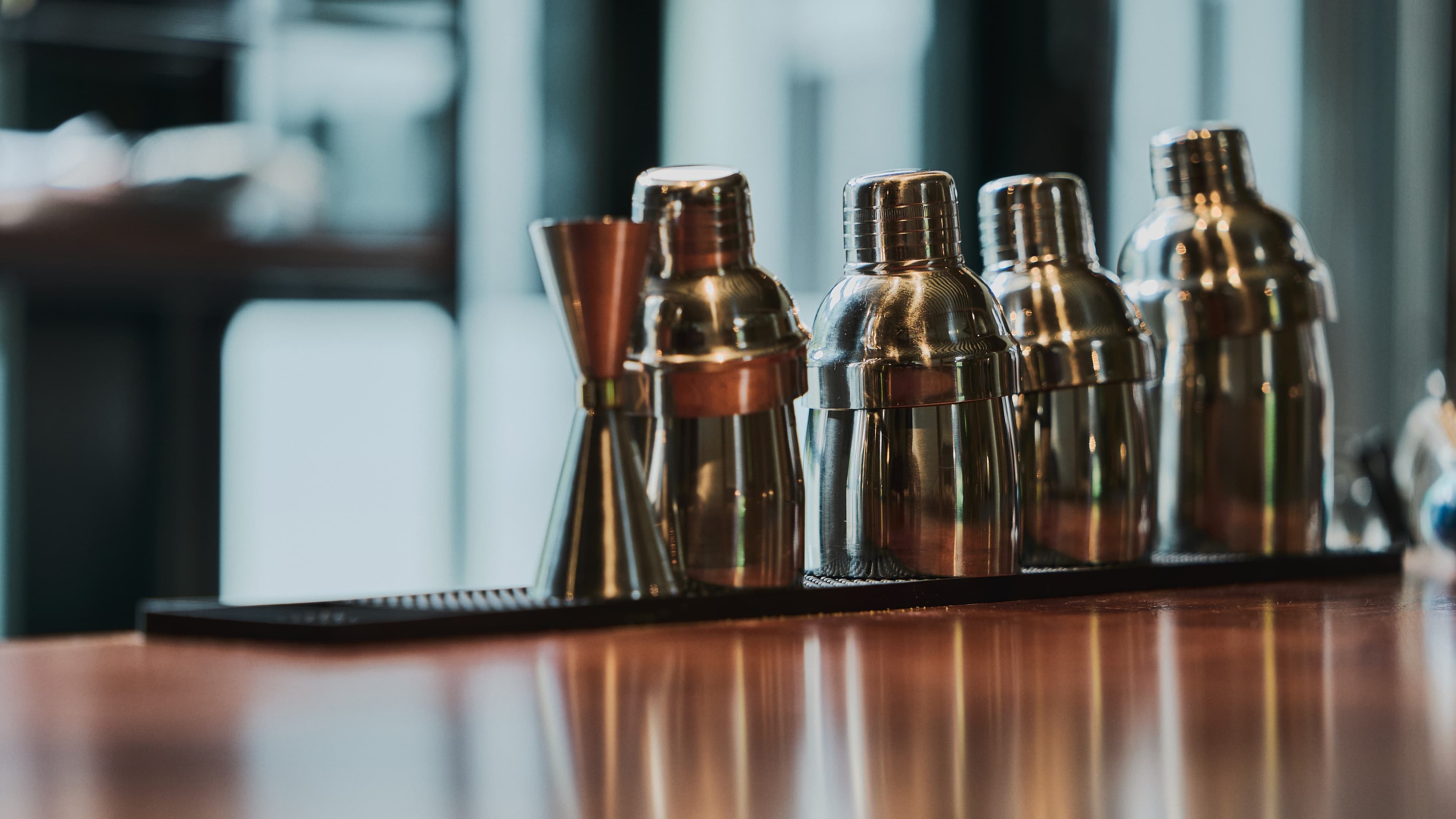 [BAR] Relax with your favorite drink