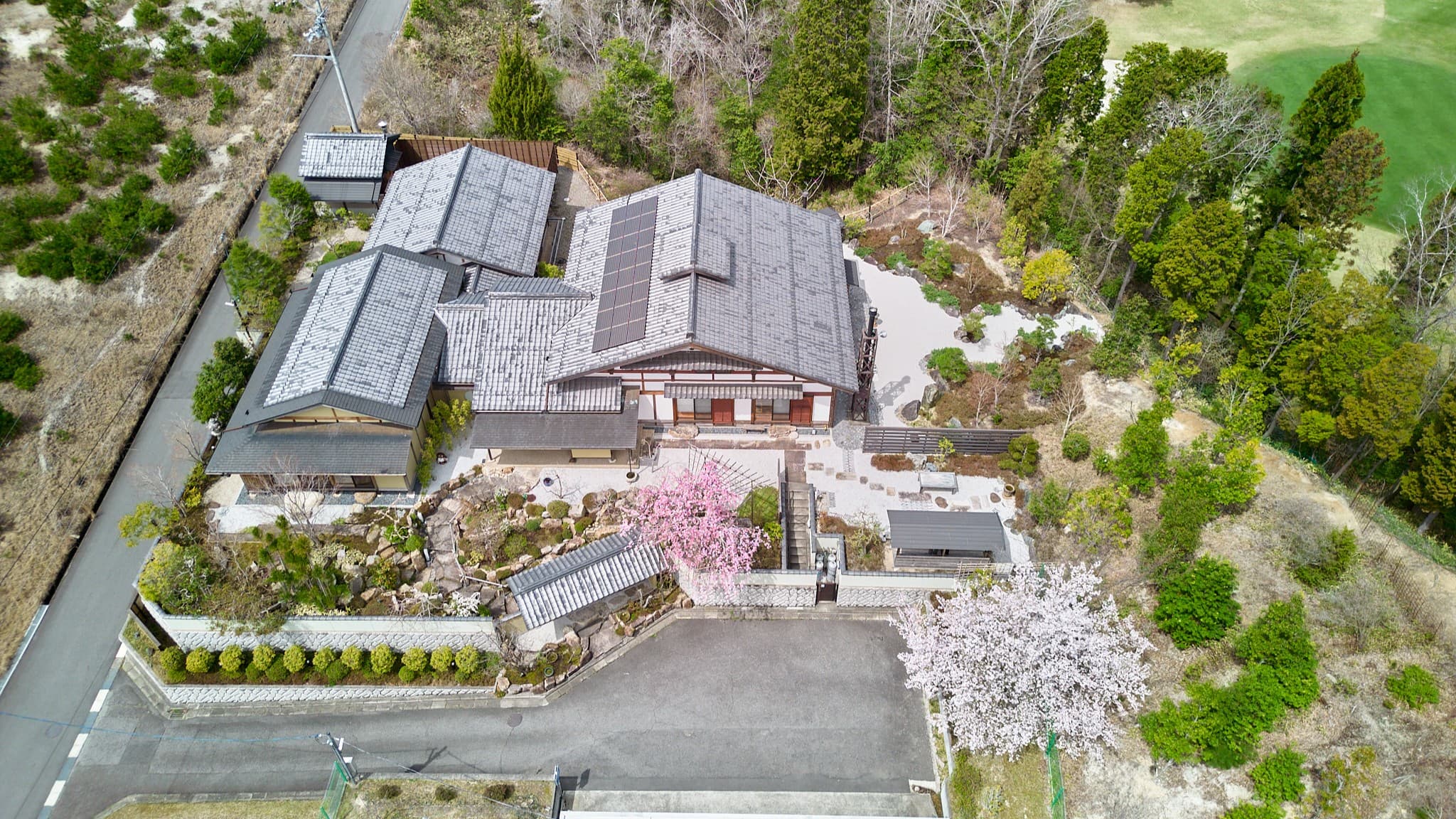 Exterior (Spring)
