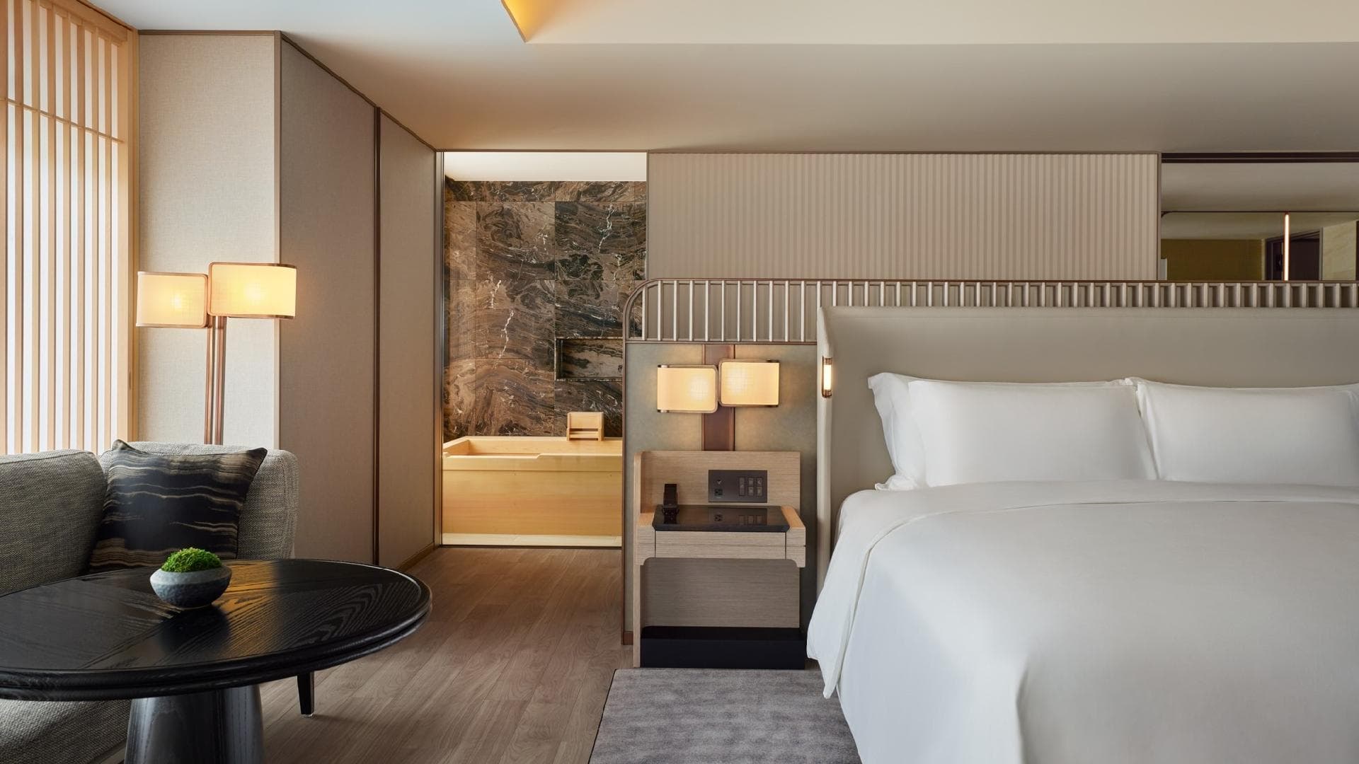 Imperial Suite 173㎡ with cypress view bath