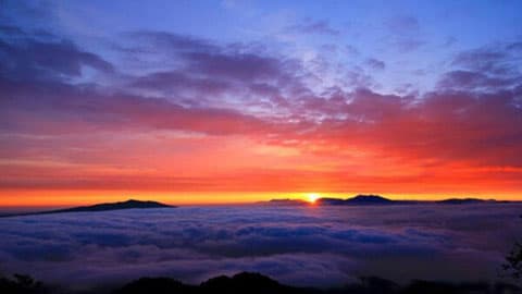 [Around] Dawn seen from Tsubetsu Pass