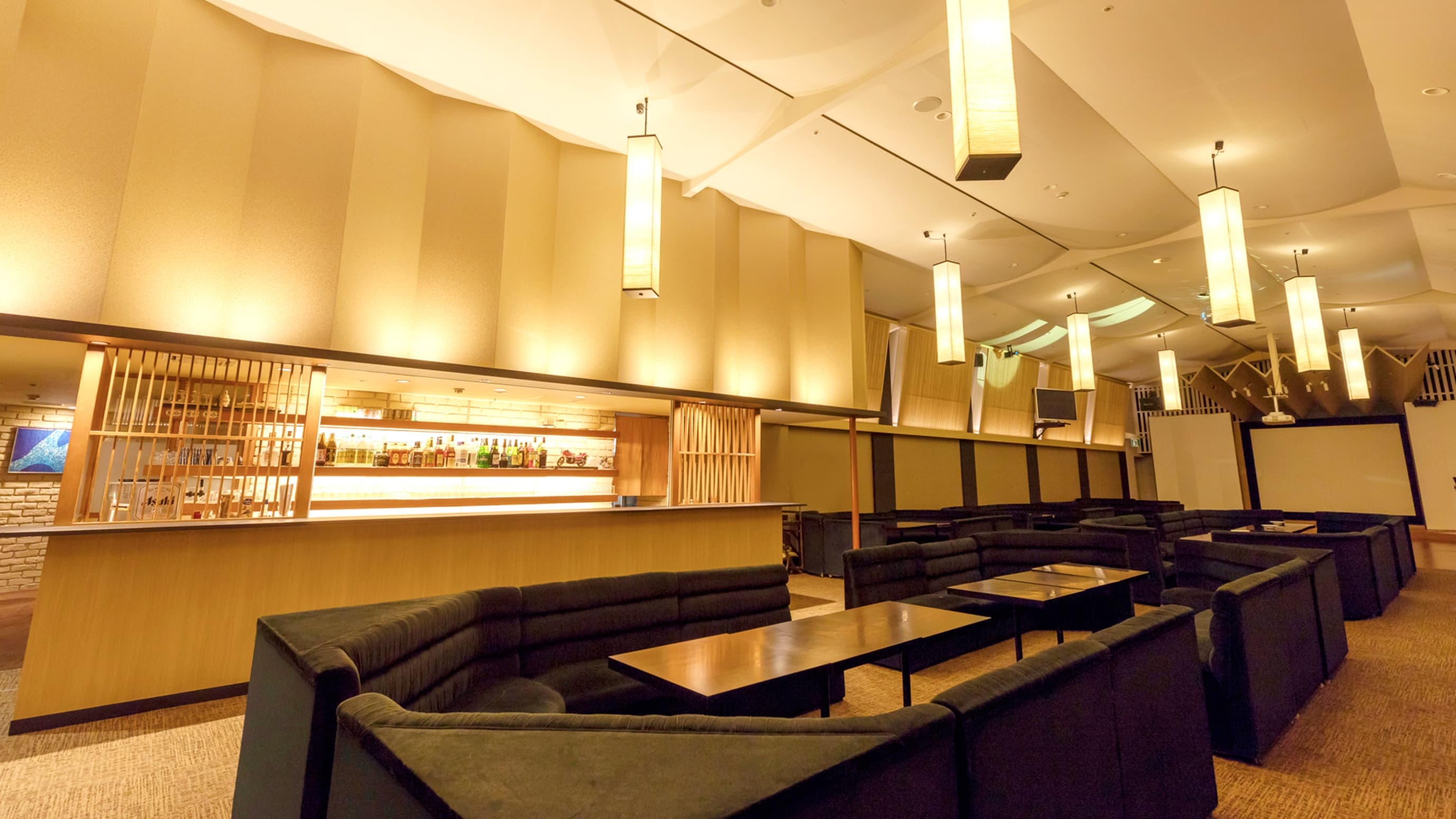 Facility - Club Lounge