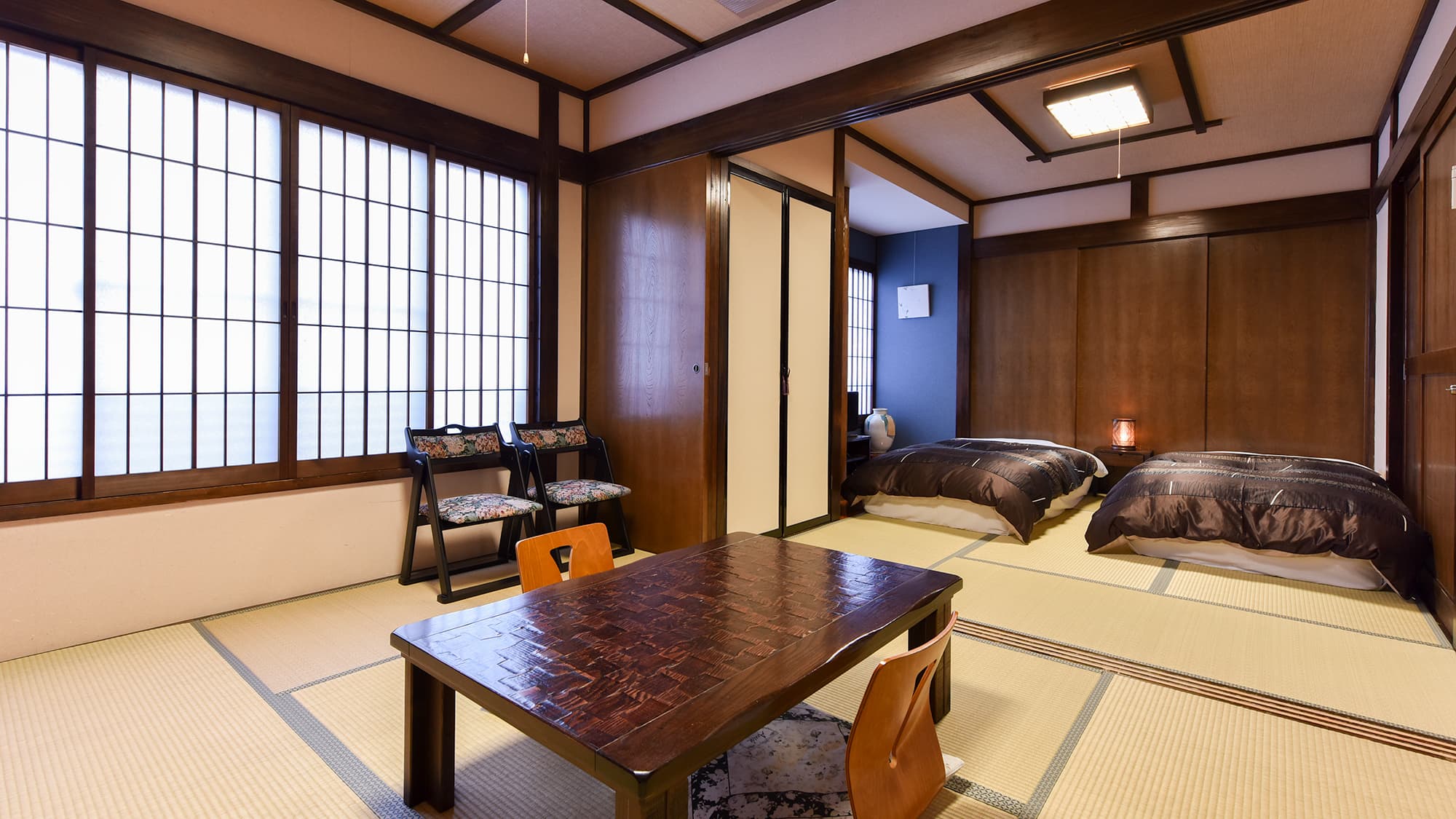 *～Fuji～ Japanese-style room/bed type 12-20 tatami mats (with toilet): A spacious room with two rooms