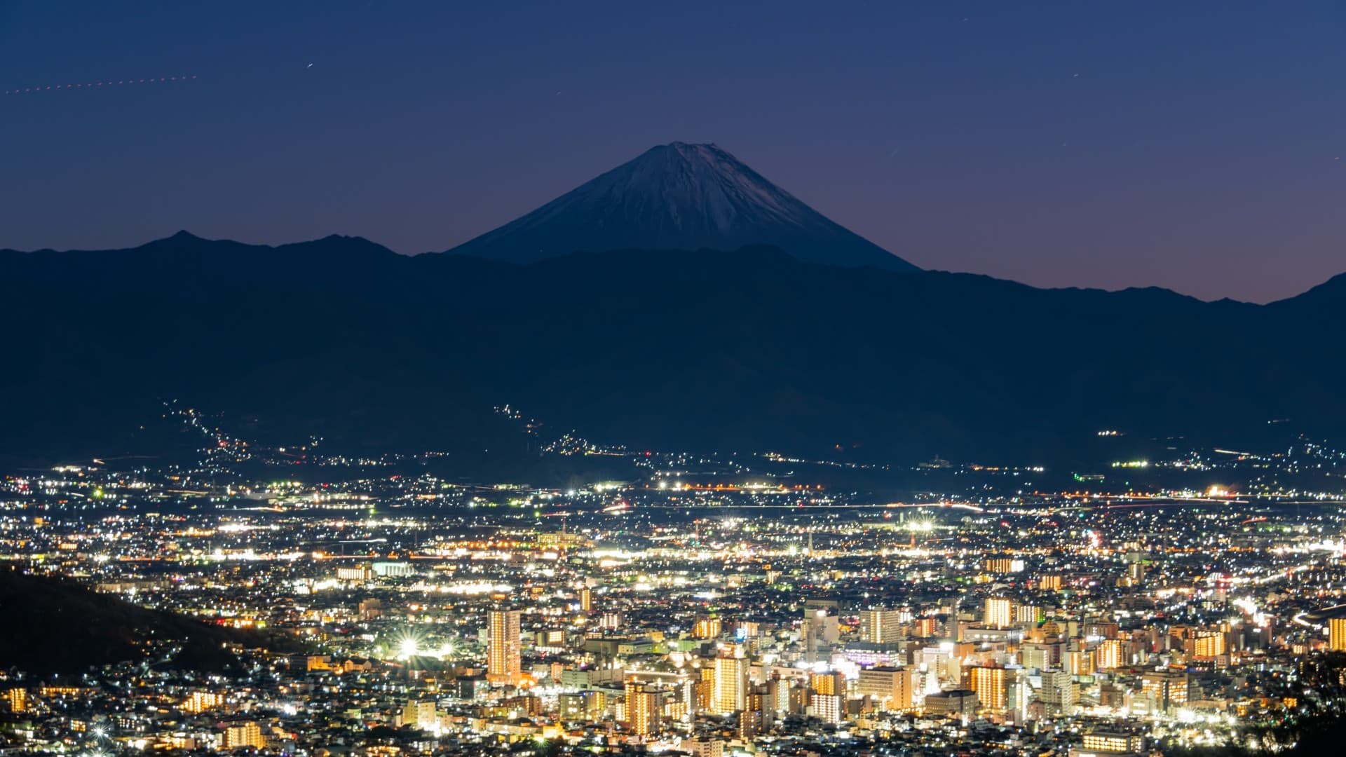 [Night view of Kofu Basin and Mount Fuji]