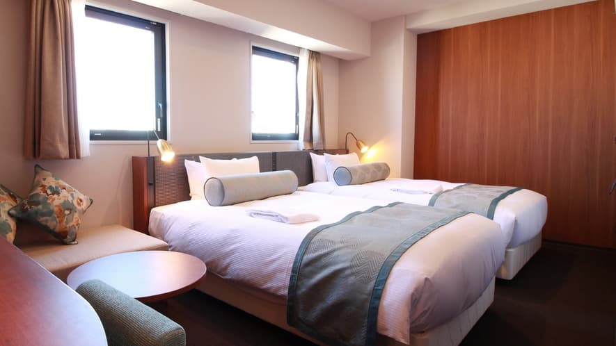 Twin room 