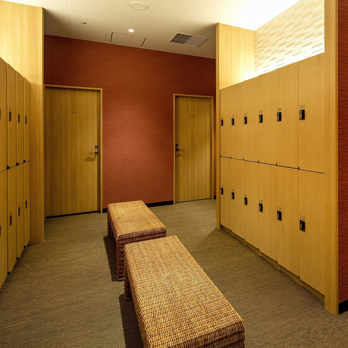 [Facilities in the building] "Trinite", a hot bath facility with a sauna