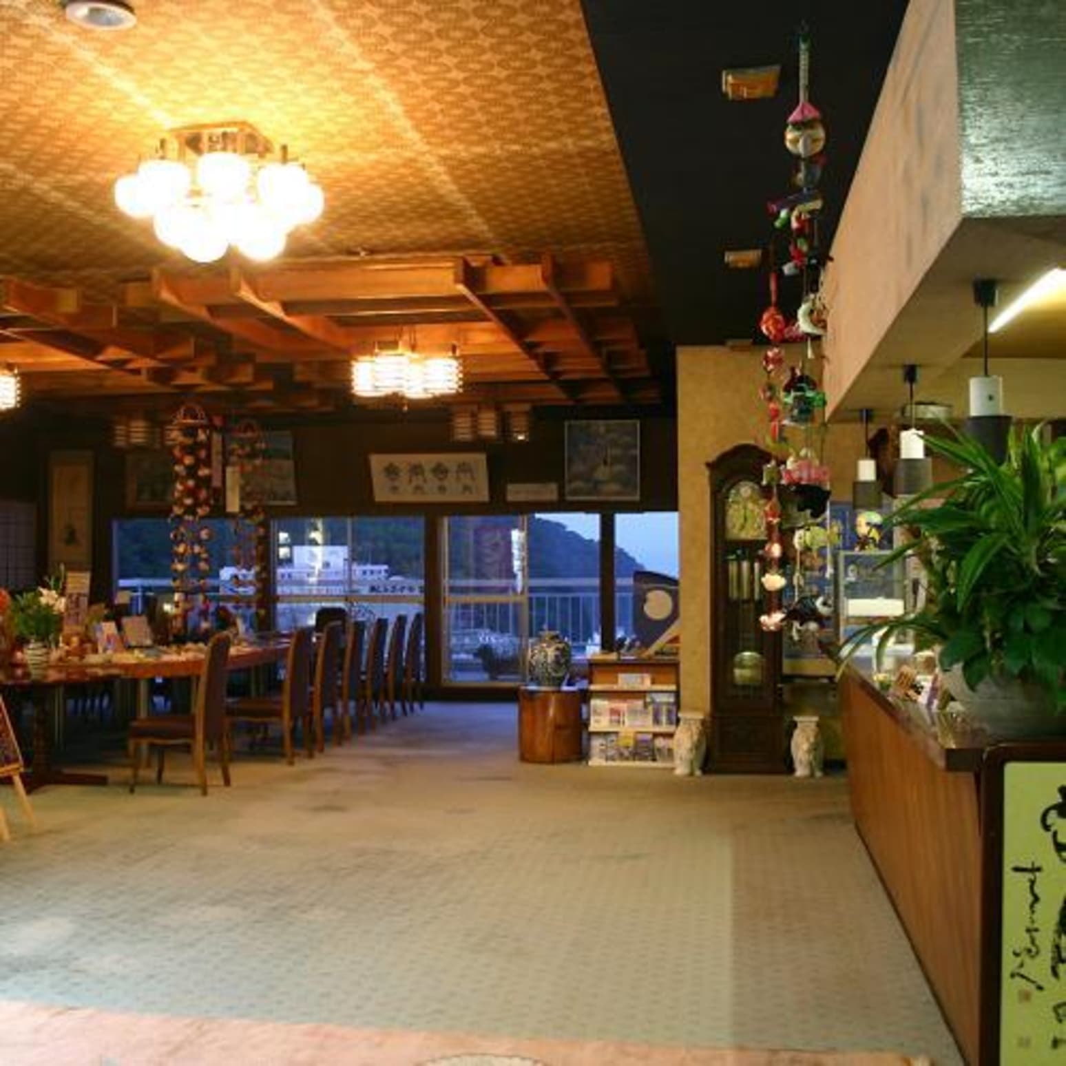 Interior - Lobby
