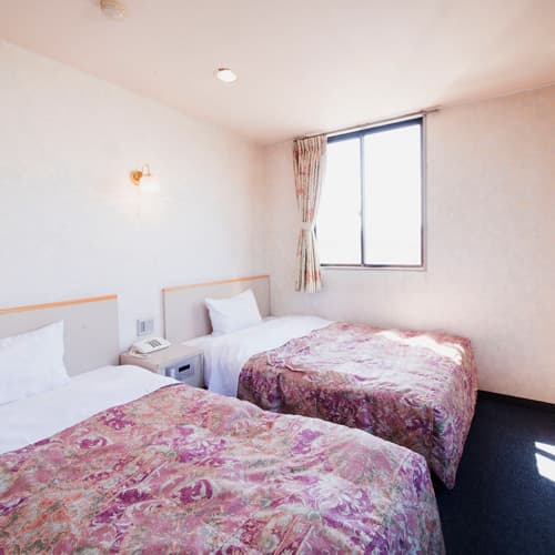 [Twin example] A room that can accommodate up to 3 people