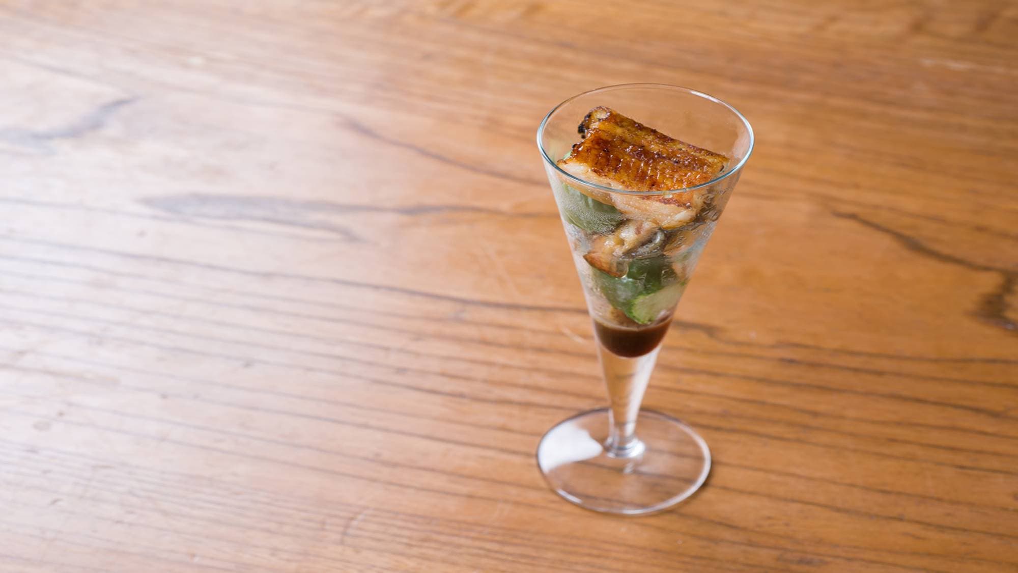 * Supper example / A glass of eel steamed at Shiman Onsen. A dish that looks cool.