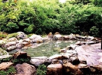 Mori no Yu (open-air bath)