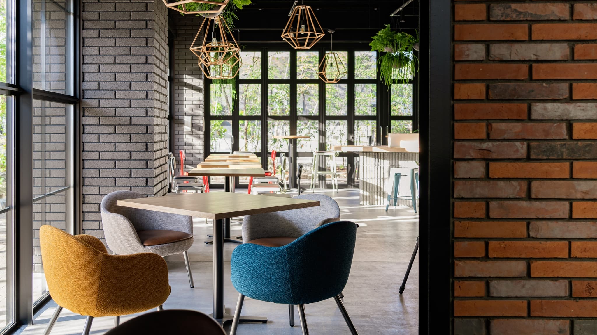 Interior - Lounge
