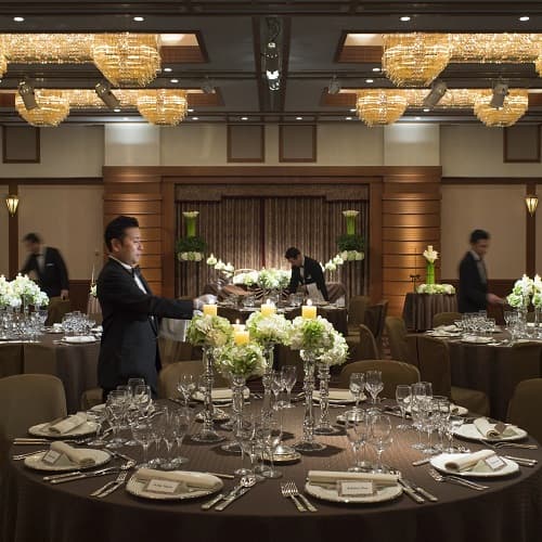 Banquet hall [Crest room]
