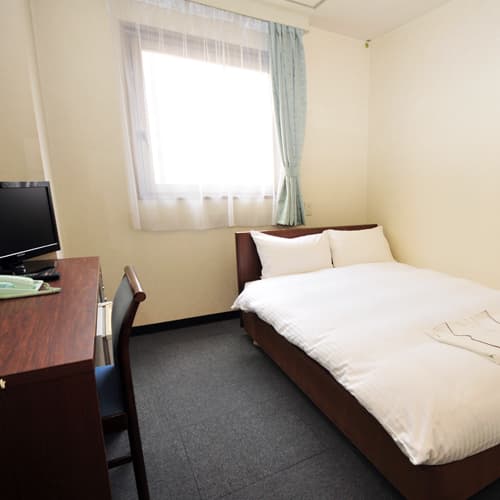 Semi-double room