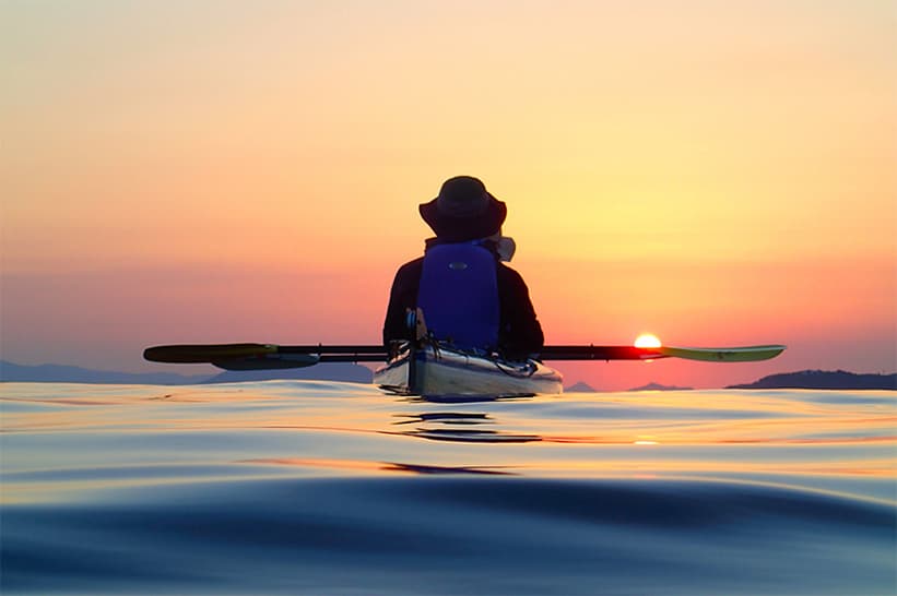 Marine activities (SUP board, sunset backpacking)