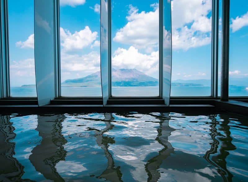 Sakurajima-view onsen