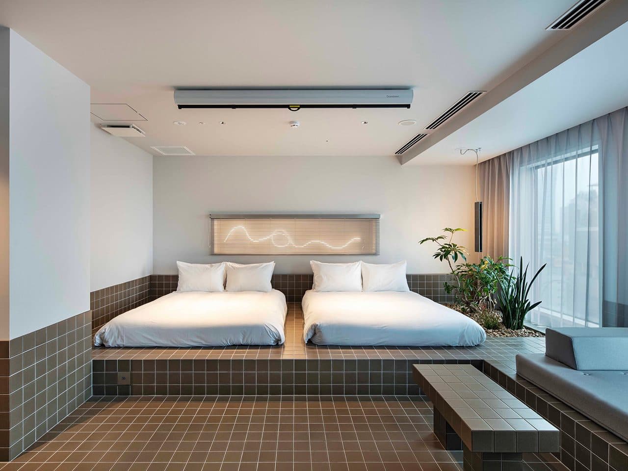 Party Suite for four