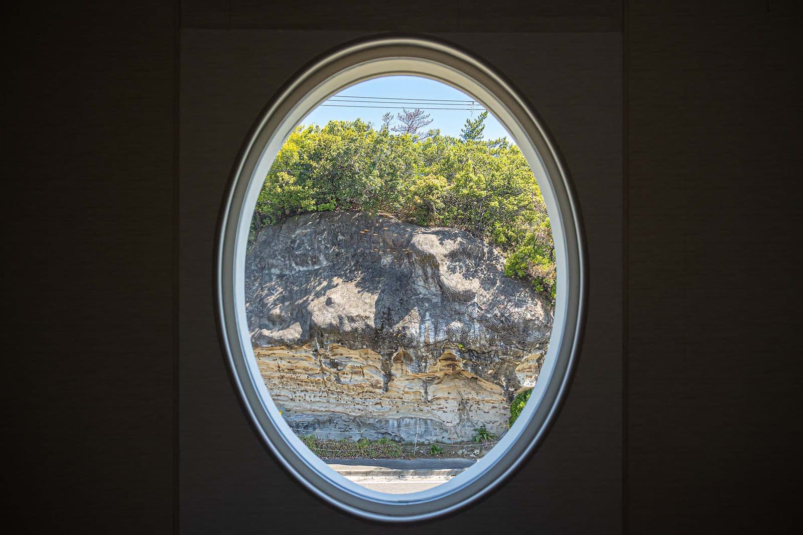 Oval window and art