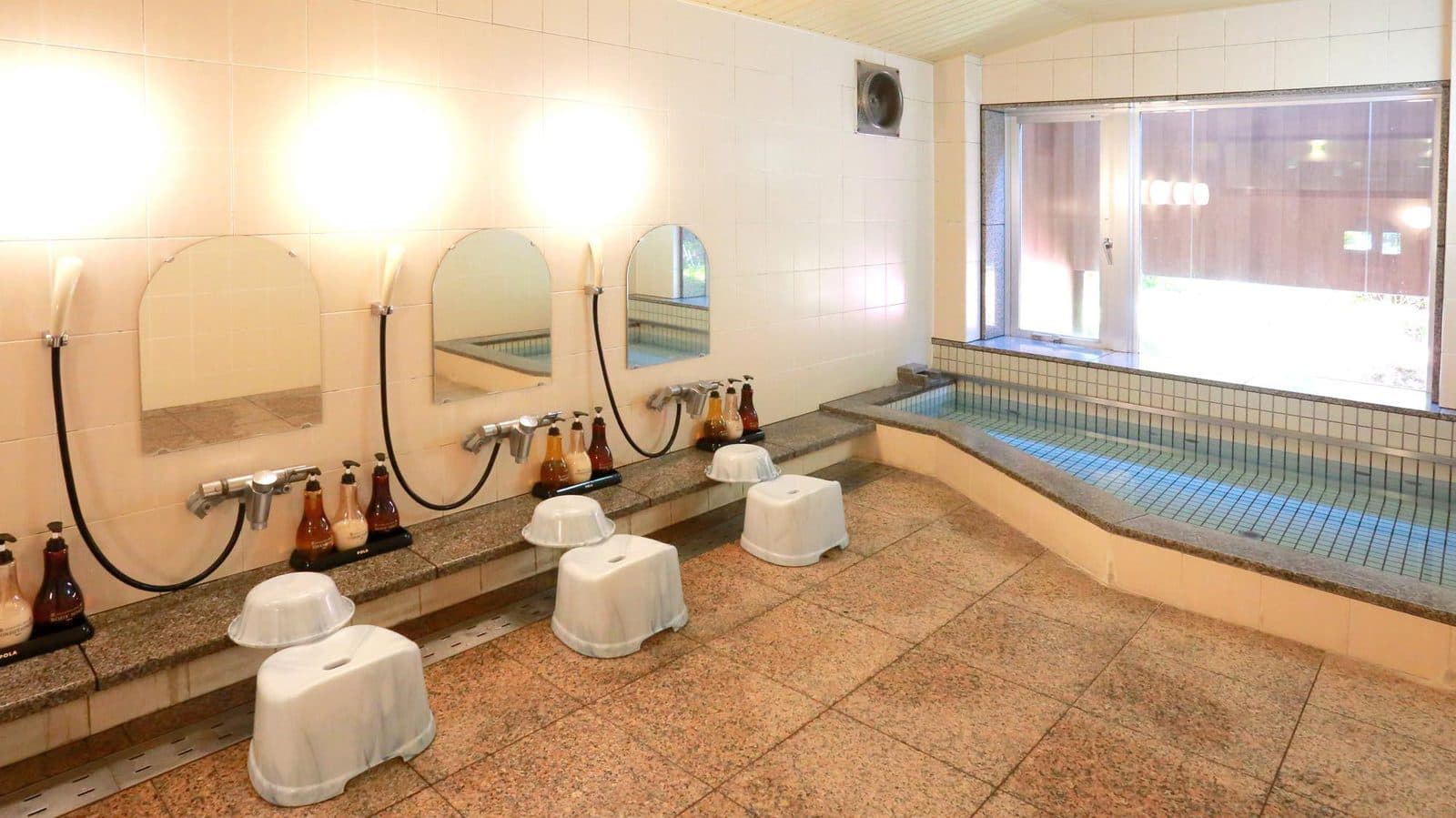 Men's and women's baths