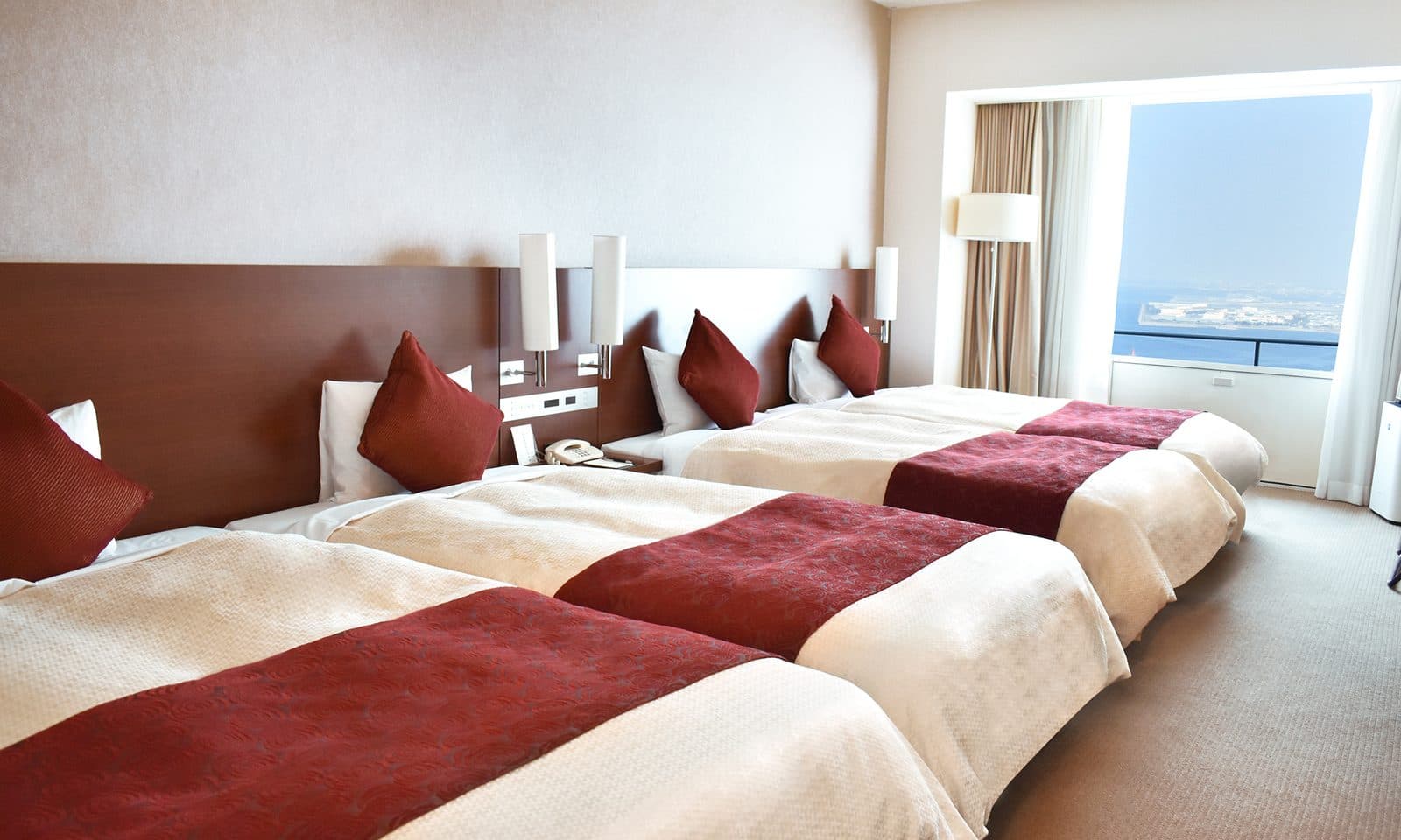 Rooms for families of four
