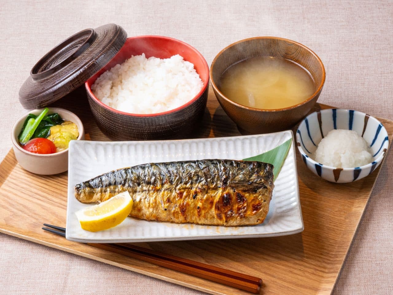 숯불 생선구이 정식 조식