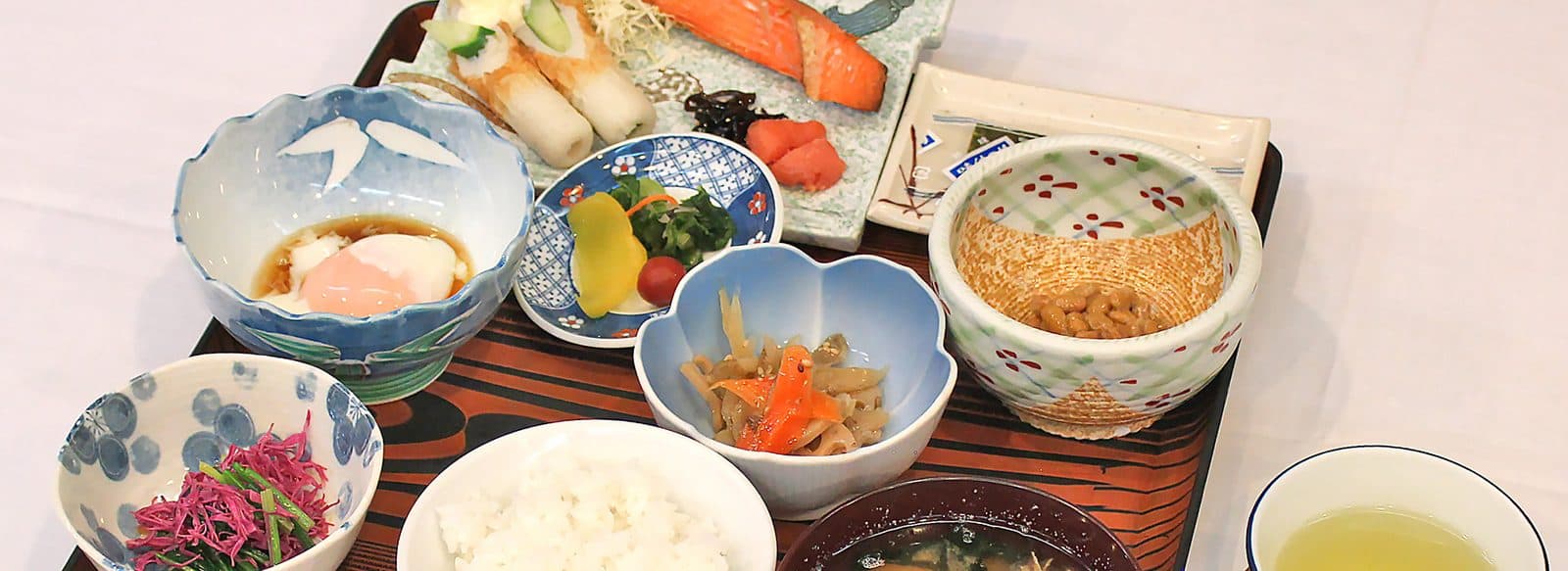 일식 아침 정식