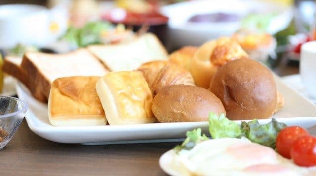 2층 조식 뷔페