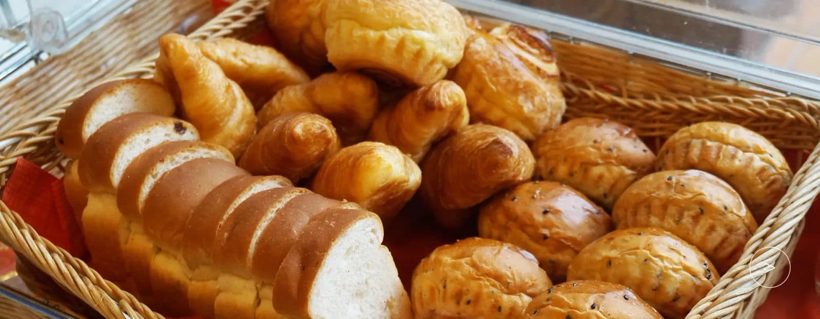 Free light breakfast