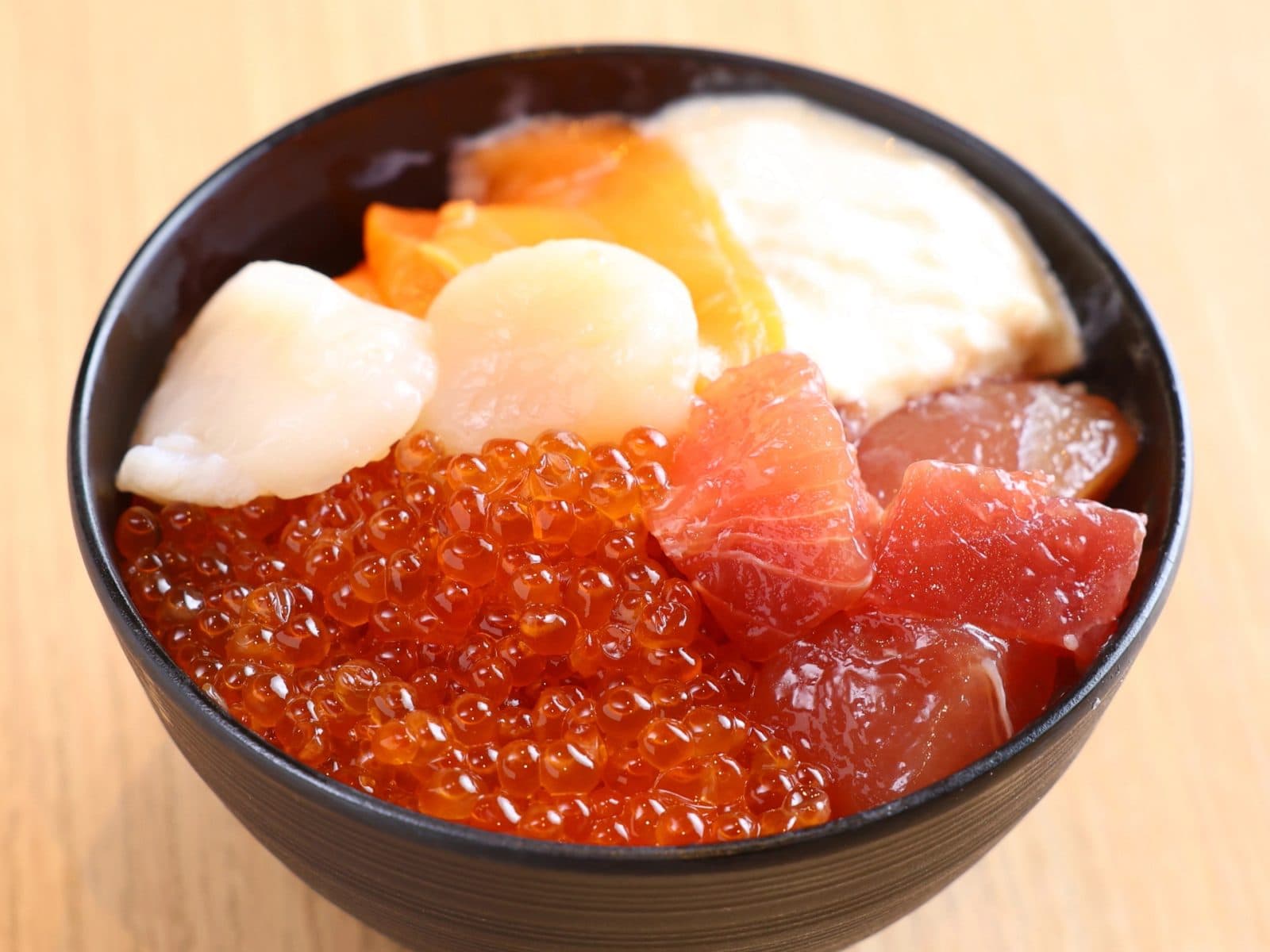조식 유바 해산물덮밥
