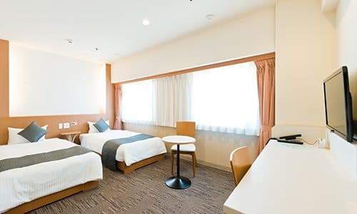 Comfort Twin with vanity room
