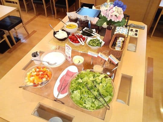Free breakfast buffet