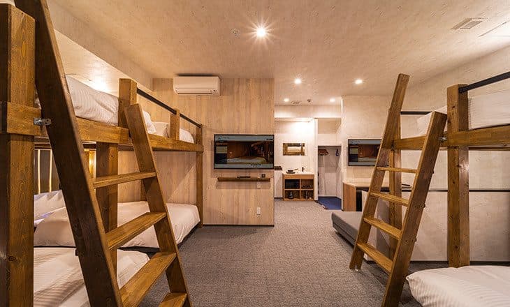 Rooms for up to 9