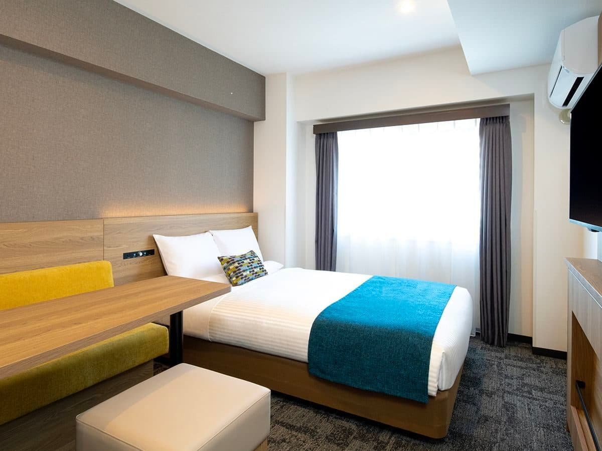 Superior room features