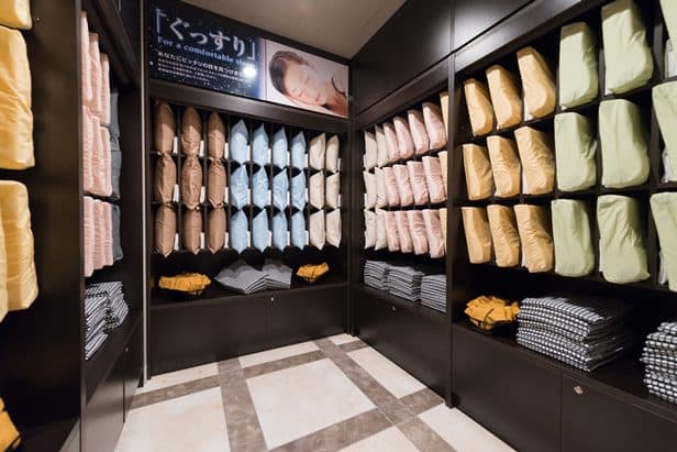 Pick your pillow and amenities