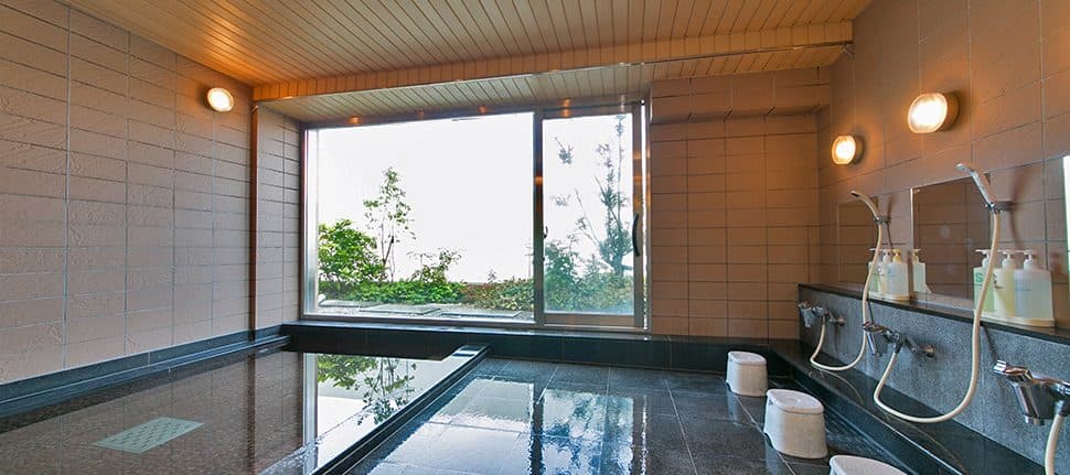 Men's and women's baths on 5F