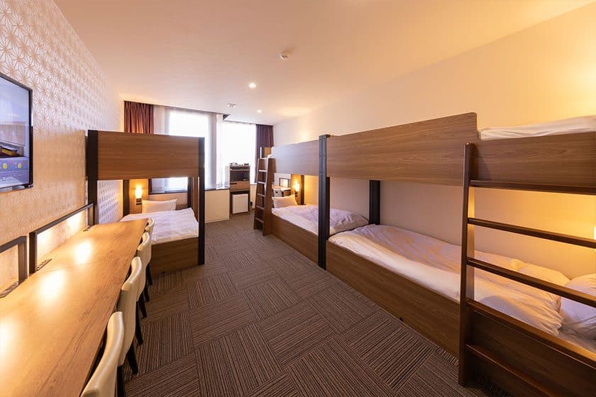 Cabin rooms for 4 or 6