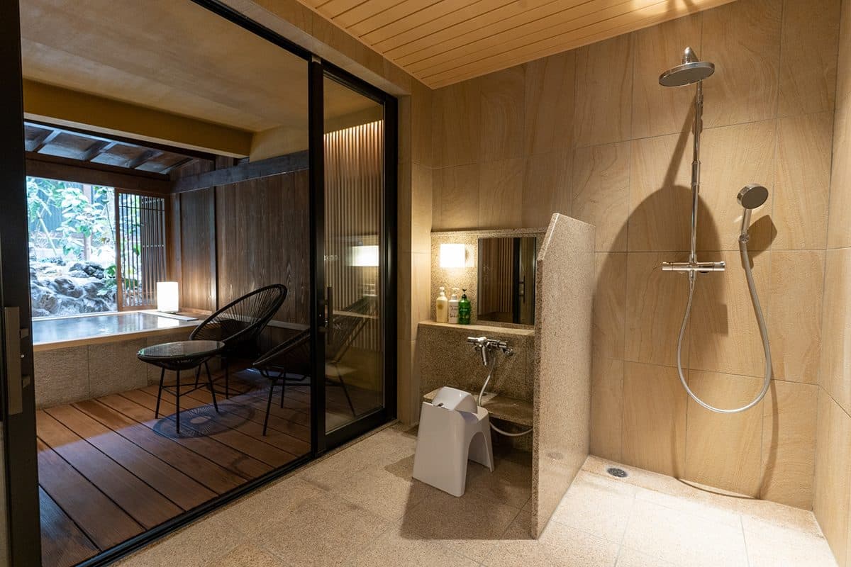 Two private open-air baths