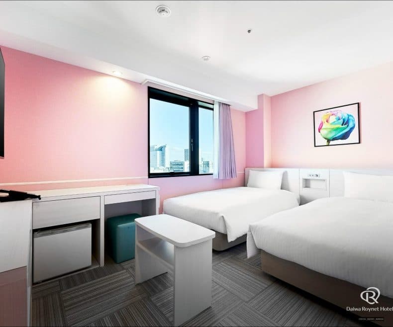 Top-floor ladies' floor