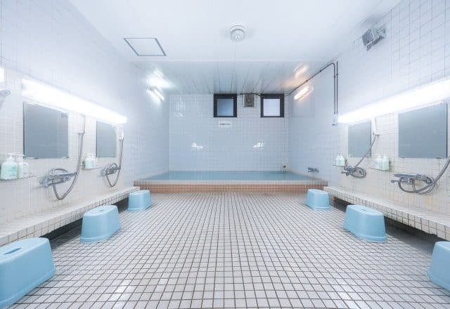 Large Public Bath