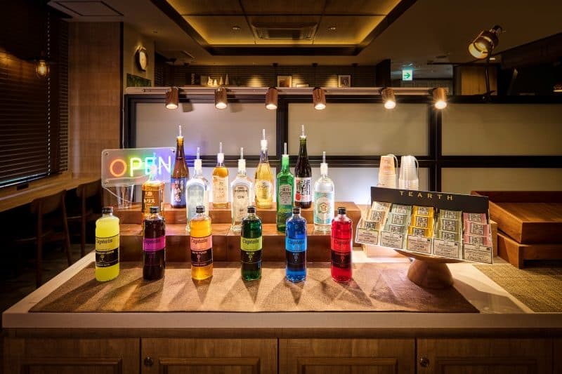 Free breakfast & welcome bar
