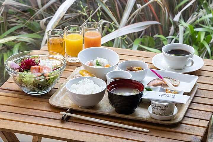 Garden-view breakfast
