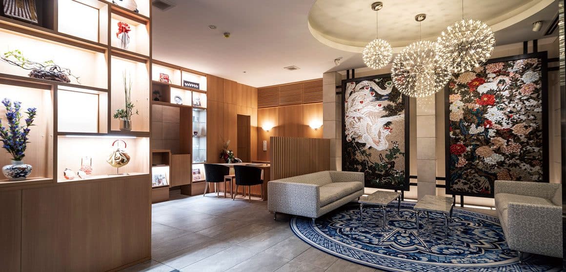 Jakuchu mosaic lobby