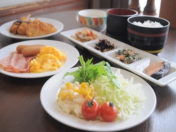 자가제 빵 조식 뷔페
