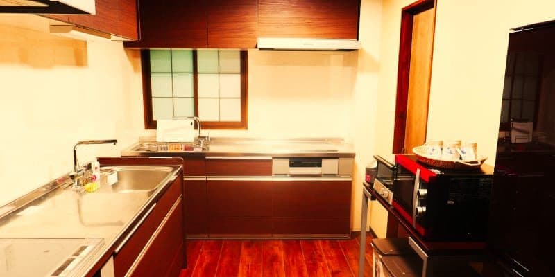 Guest kitchen