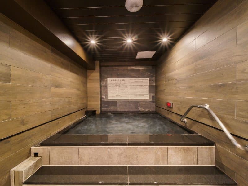 Carbonated spring bath