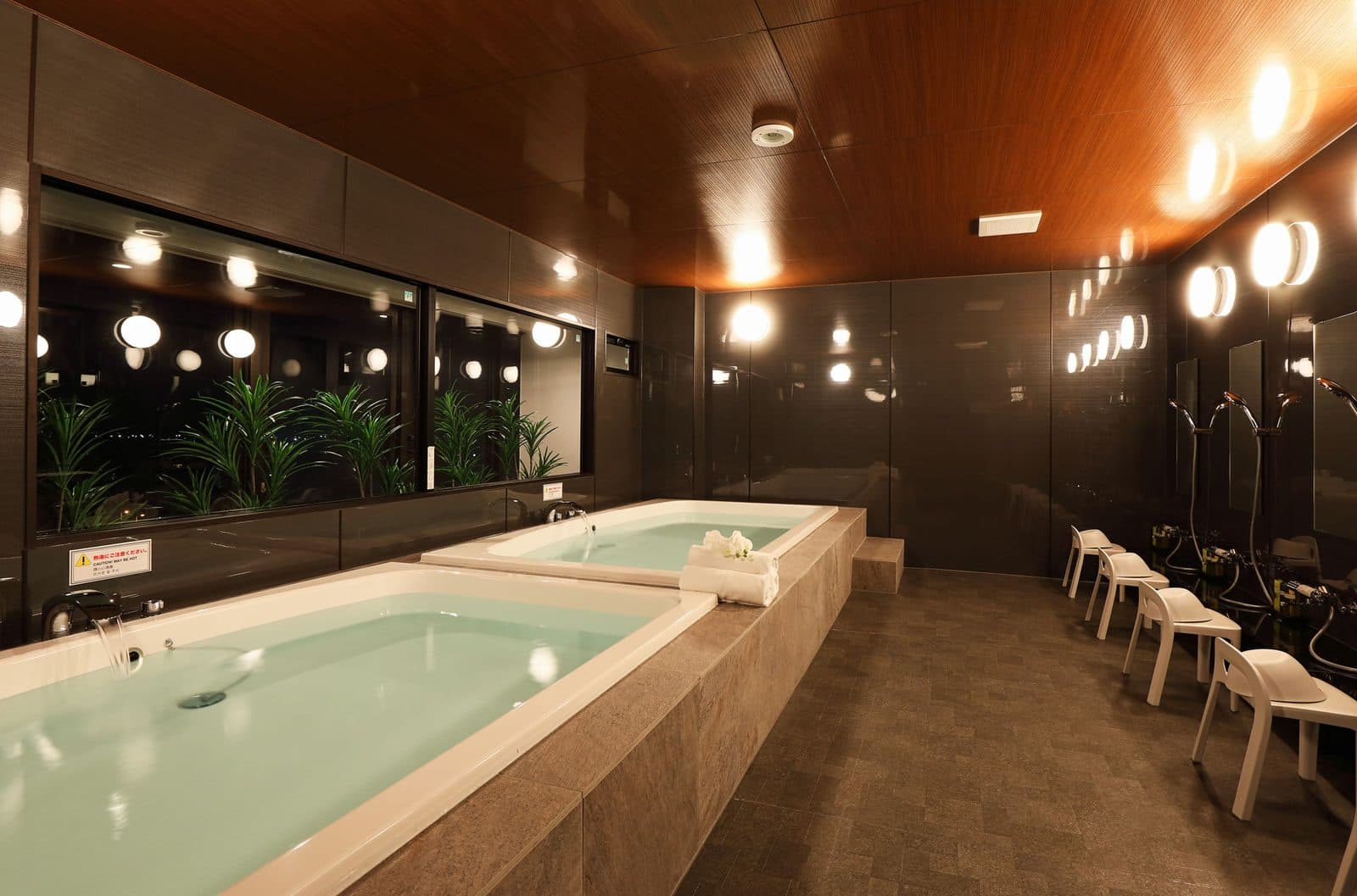9F view baths