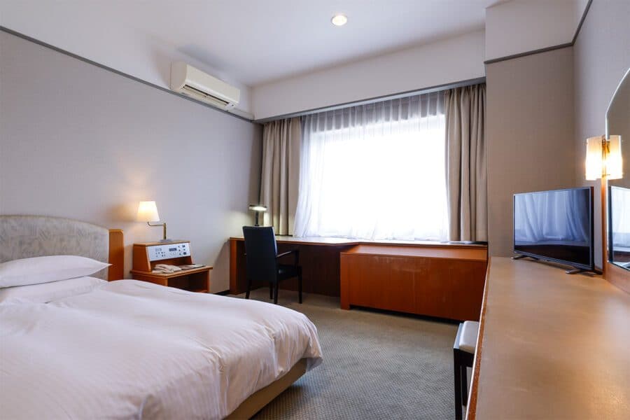 Roomy rooms